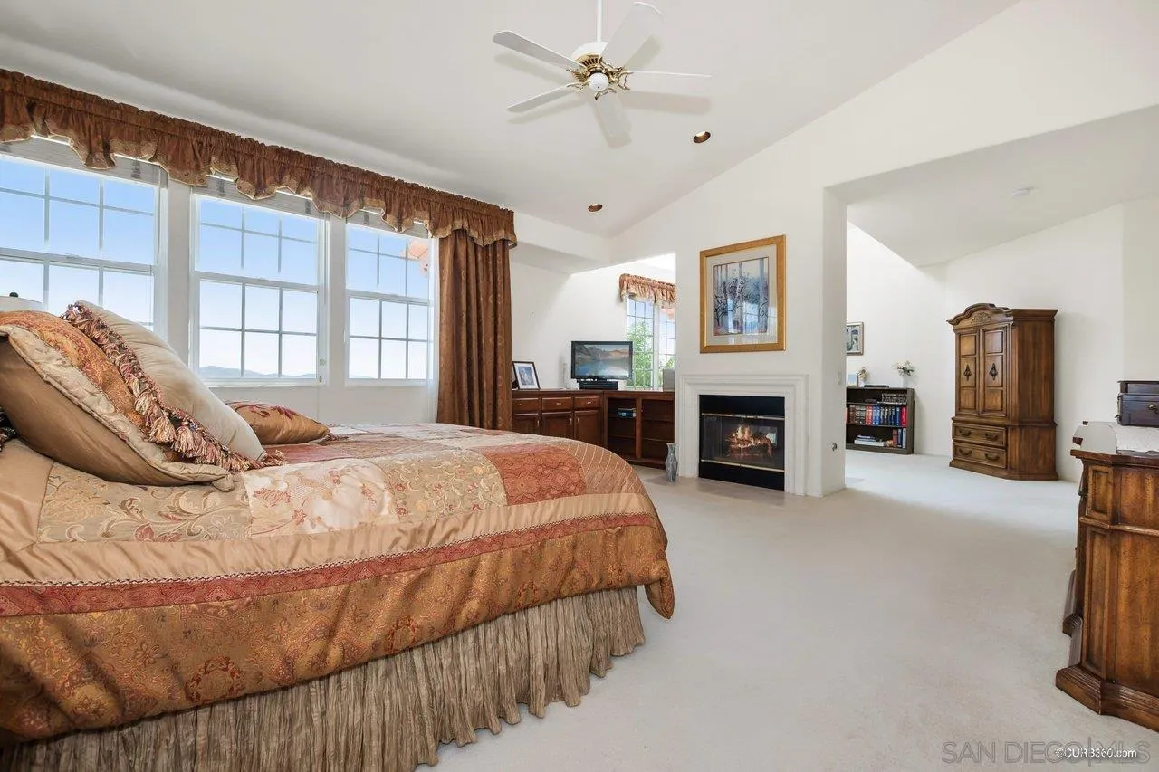 15558 Creek Hills Road El Cajon, CA 92021 - Photo 20 of 30 Gallery Image 20