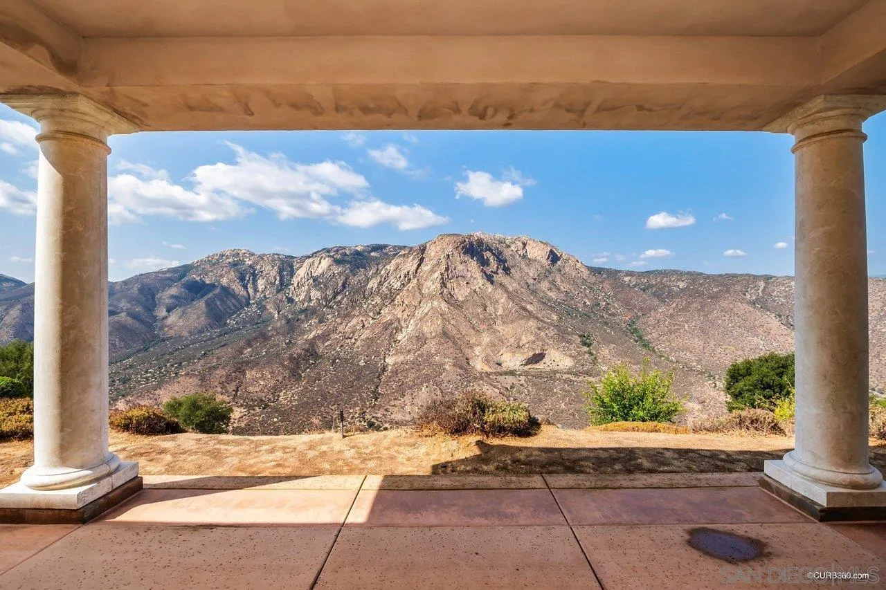 15558 Creek Hills Road El Cajon, CA 92021 - Photo 28 of 30 Gallery Image 28