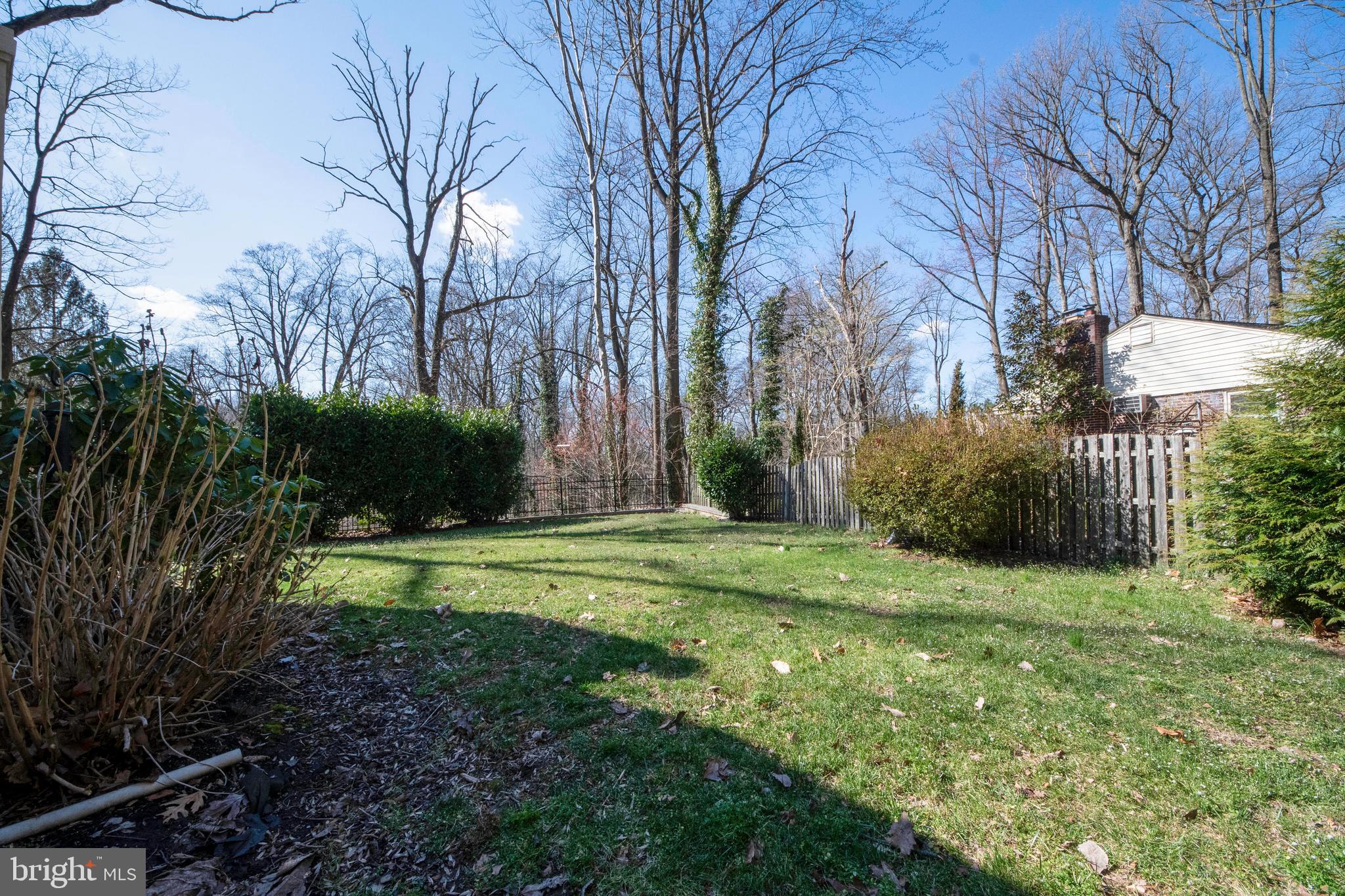 174 Pugh Road Wayne, PA 19087 - Photo 41 of 42 a view of a backyard with garden