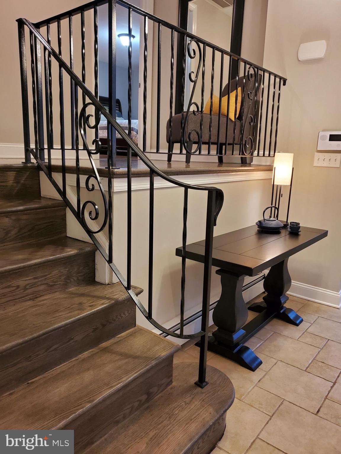 174 Pugh Road Wayne, PA 19087 - Photo 6 of 42 a view of entryway
