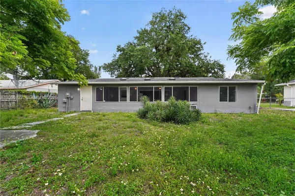 $299,900 | 4030 School Circle, LaBelle, FL 33935