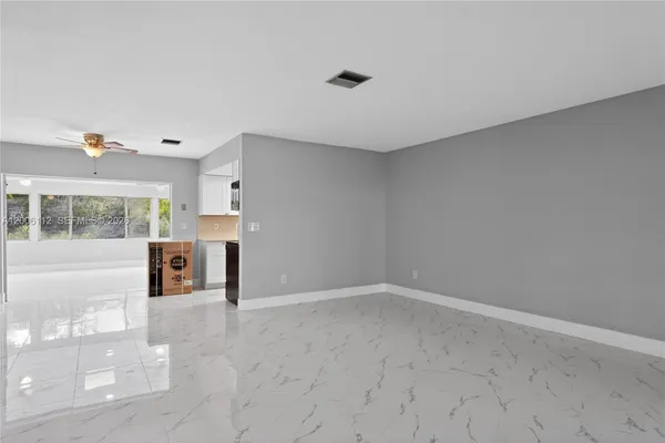 $299,900 | 4030 School Circle, LaBelle, FL 33935