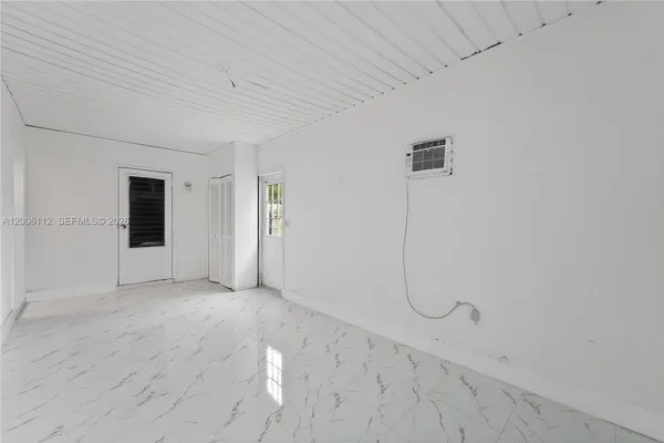 $299,900 | 4030 School Circle, LaBelle, FL 33935