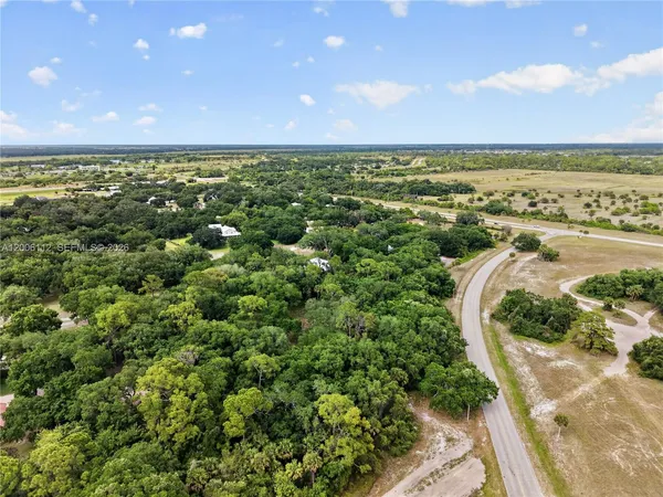 $299,900 | 4030 School Circle, LaBelle, FL 33935