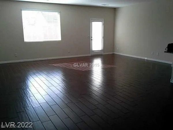 $2,200 | 10335 Parkview Mountain Avenue, Las Vegas, NV 89166