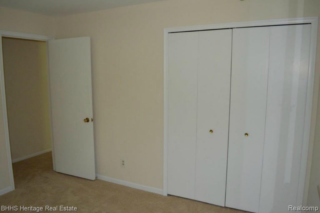 6400 Oak Grove Road Howell, MI 48855 - Photo 15 of 23 39219.jpg