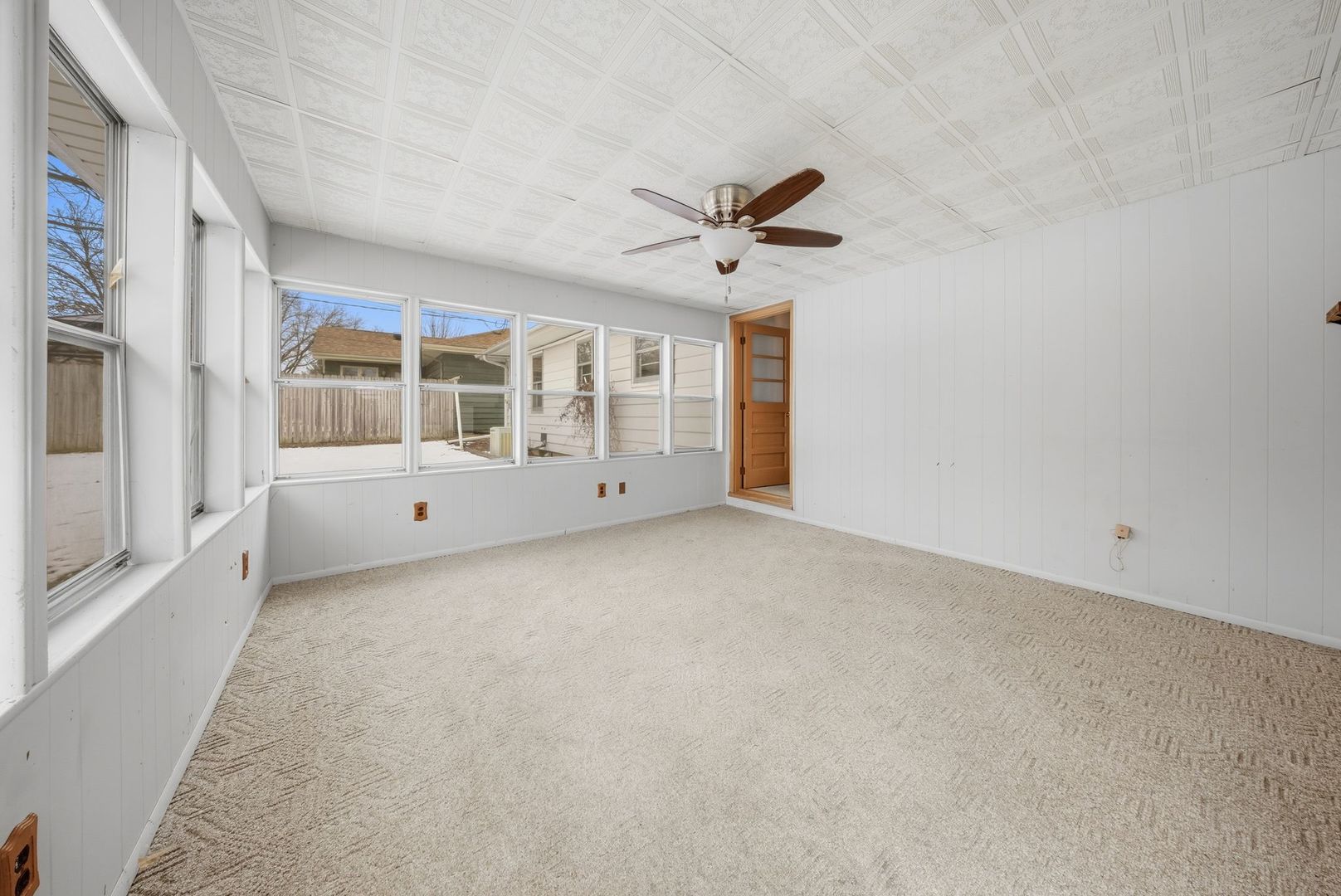 311 Crescent Drive Sycamore, IL 60178 - Photo 14 of 22