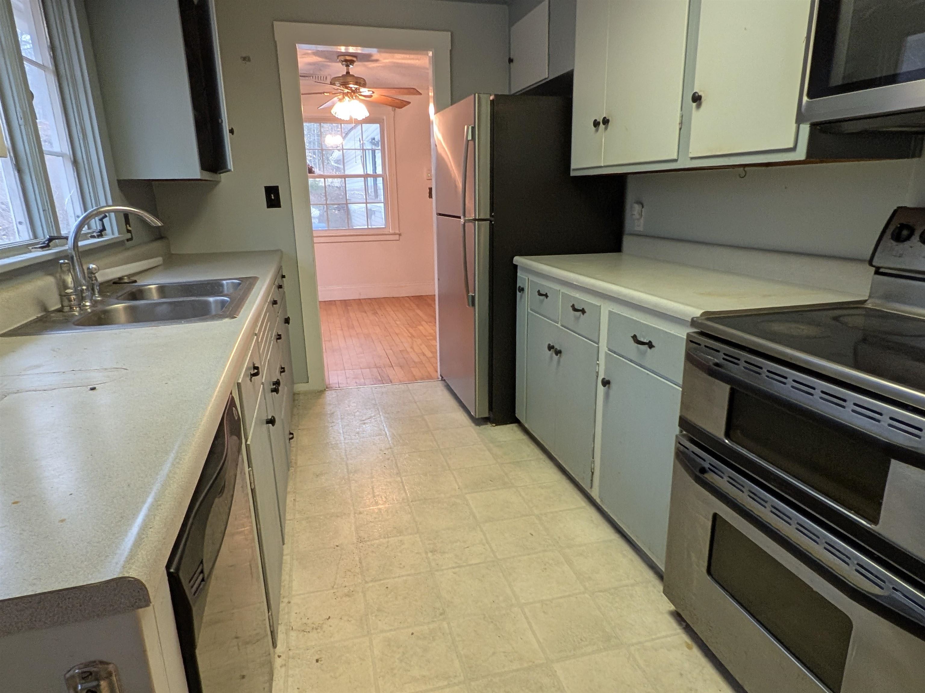 105 Highway 25 Meredith, NH 03253 - Photo 7 of 25