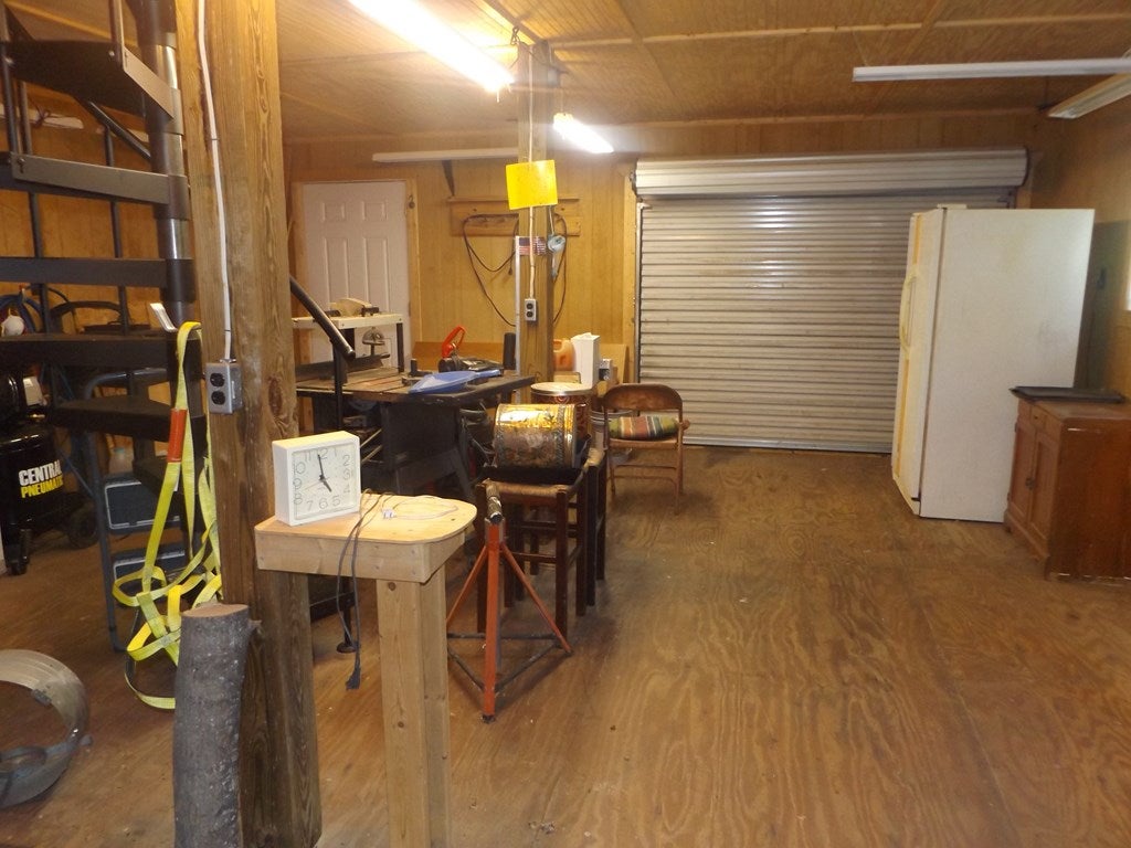 2100 Marian Road Dugspur, VA 24325 - Photo 29 of 41 Gallery Image 29