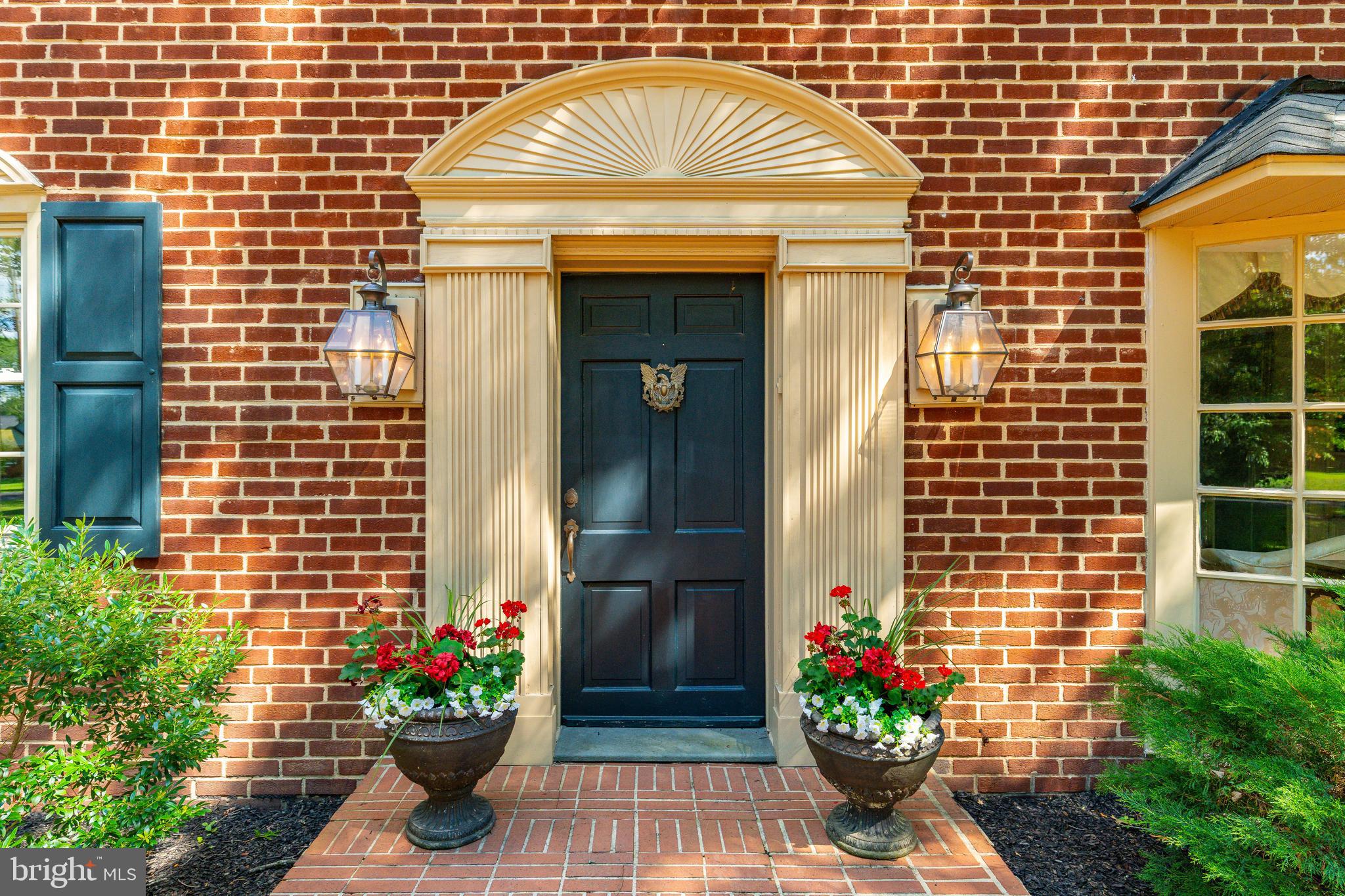 719 Cedar Hill Road Ambler, PA 19002 - Photo 4 of 48 Fabulous Entry