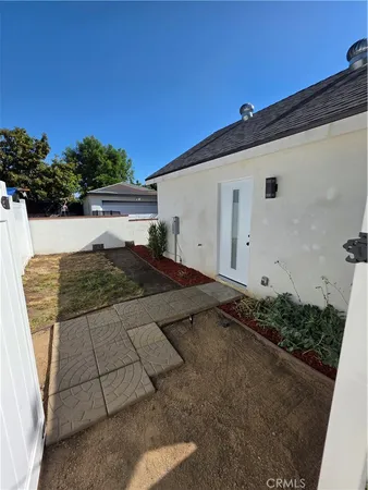 $1,800 | 11442 Kamloops Place, Sylmar, CA 91342