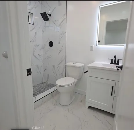 $1,800 | 11442 Kamloops Place, Sylmar, CA 91342