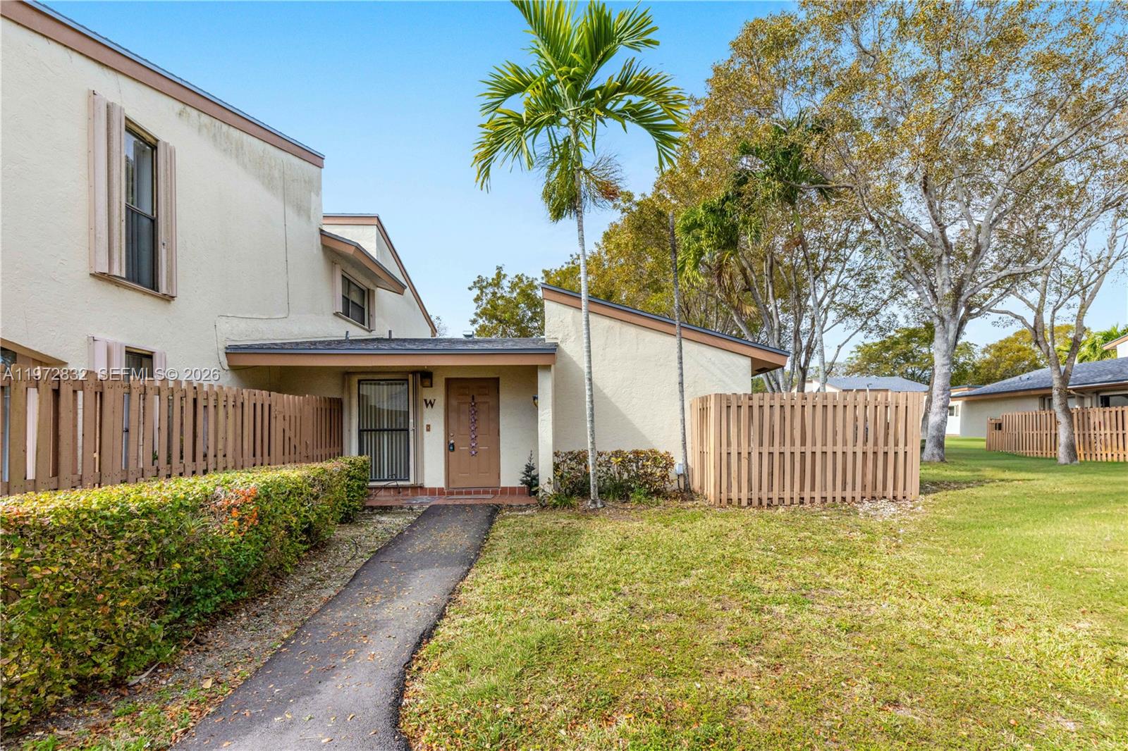 11522 Southwest 109th Road, Unit 36W Miami, FL 33176 - Photo 1 of 32