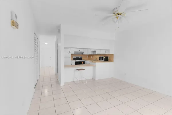 $2,600 | 11522 Southwest 109th Road, Unit 36W, Miami, FL 33176