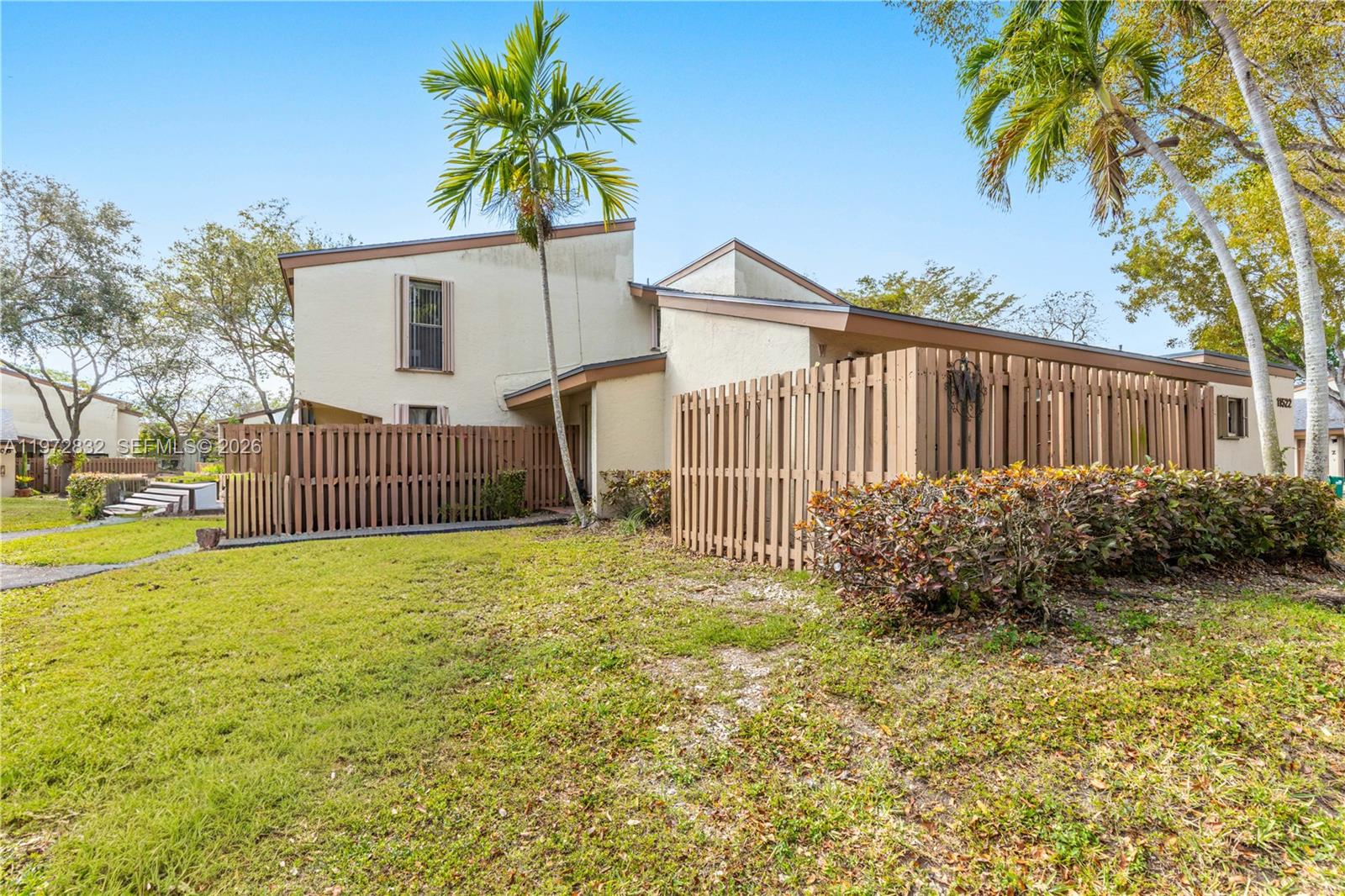 11522 Southwest 109th Road, Unit 36W Miami, FL 33176 - Photo 4 of 32