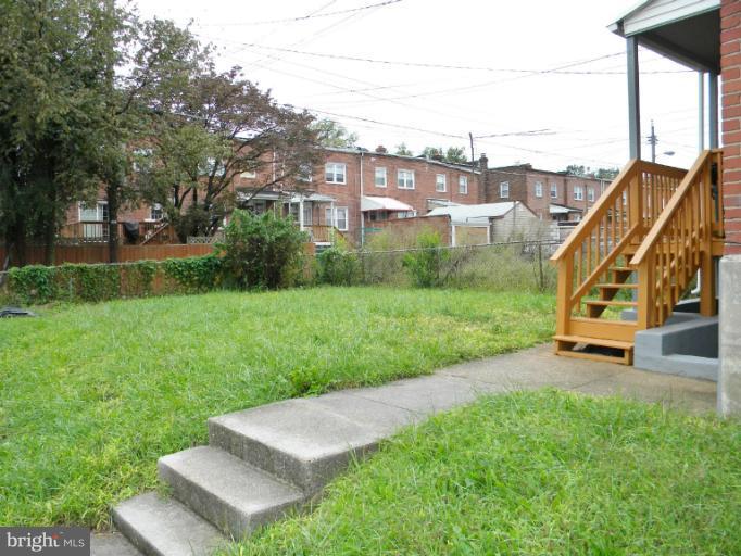 3935 Annellen Road Baltimore, MD 21215 - Photo 3 of 4 Exterior (Rear)