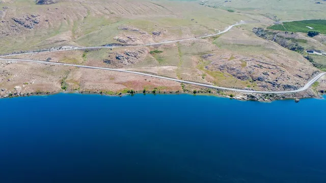 $779,000 | 8 Old Highland Orch Road, Bridgeport, WA 98813