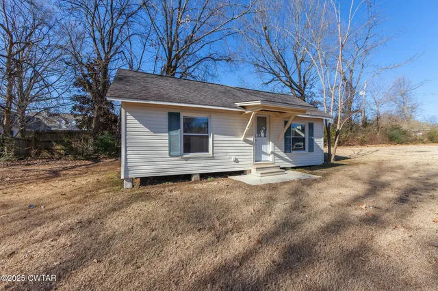 $1,199,000 | 222 Country Club Lane, Jackson, TN 38305