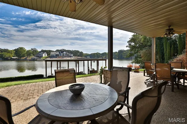 $899,900 | 1019 Bermuda Drive, Edwardsville, IL 62025