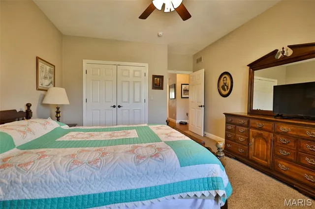 $899,900 | 1019 Bermuda Drive, Edwardsville, IL 62025