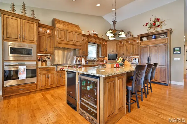 $899,900 | 1019 Bermuda Drive, Edwardsville, IL 62025