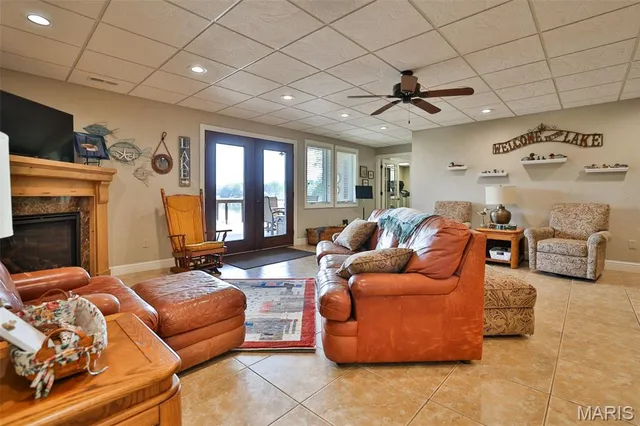 $899,900 | 1019 Bermuda Drive, Edwardsville, IL 62025