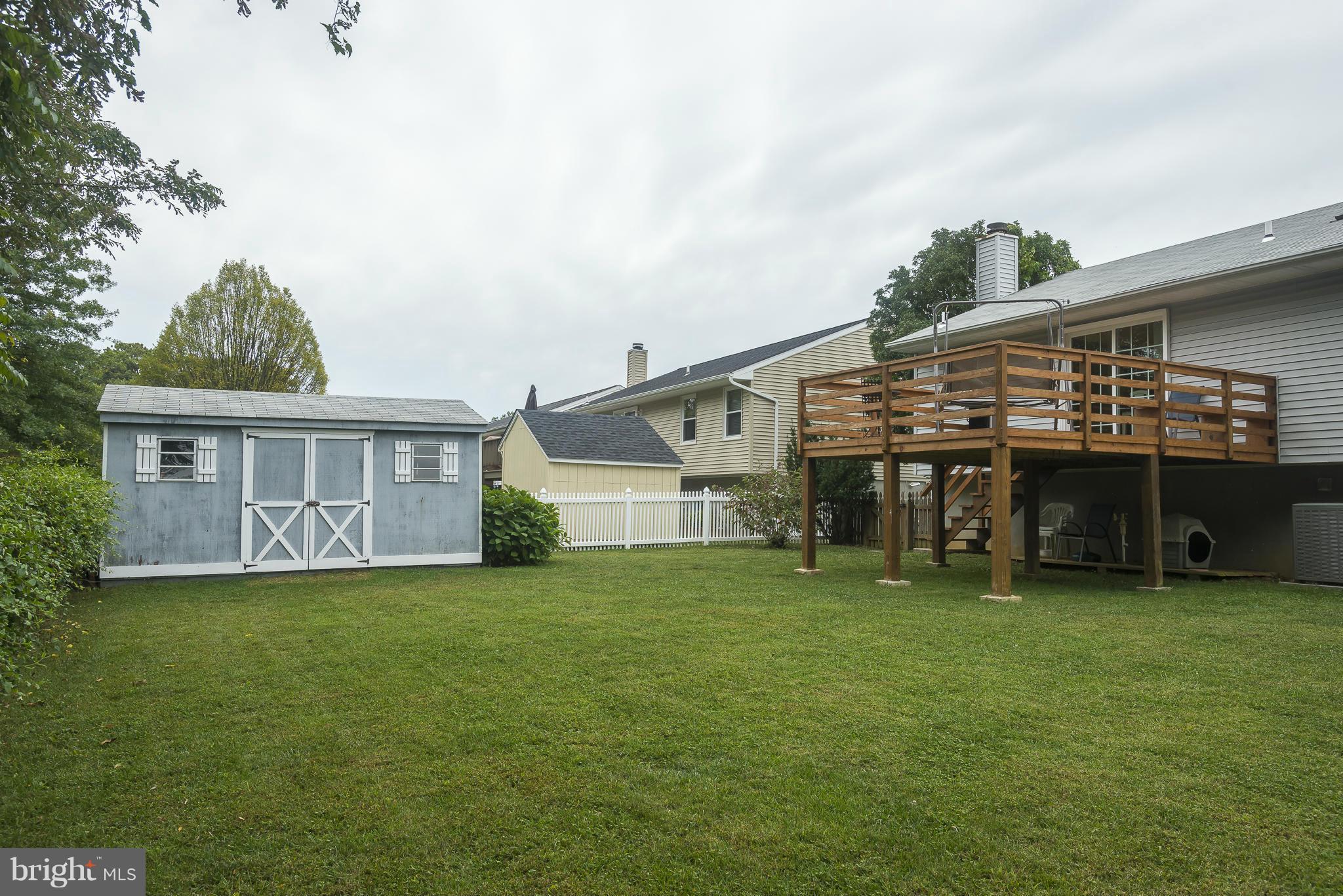2007 Oak Lodge Road Baltimore, MD 21228 - Photo 22 of 25 Shed and Yard