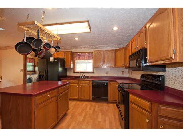 595 Cope Road Martinsville, IN 46151 - Photo 5 of 23 Gallery Image 5