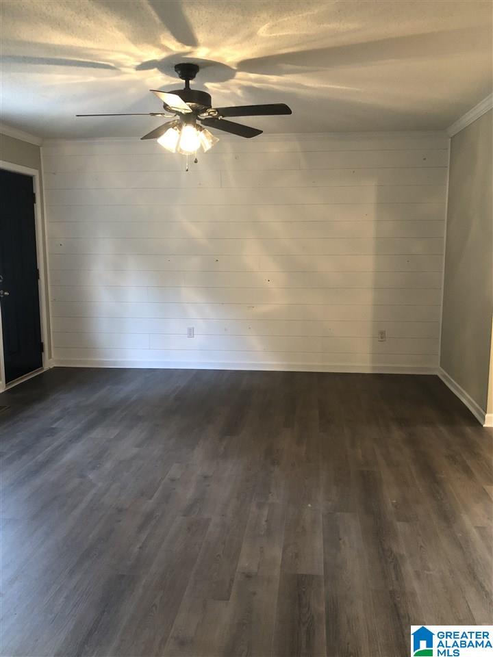 2289 Colvin Circle South Gadsden, AL 35907 - Photo 2 of 16