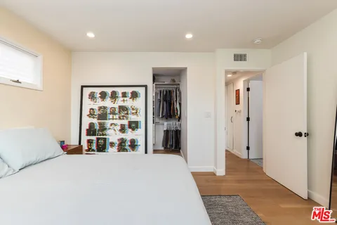 $2,150,000 | 2922 Highland Avenue, Santa Monica, CA 90405