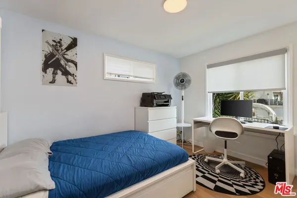 $2,035,888 | 2922 Highland Avenue, Santa Monica, CA 90405
