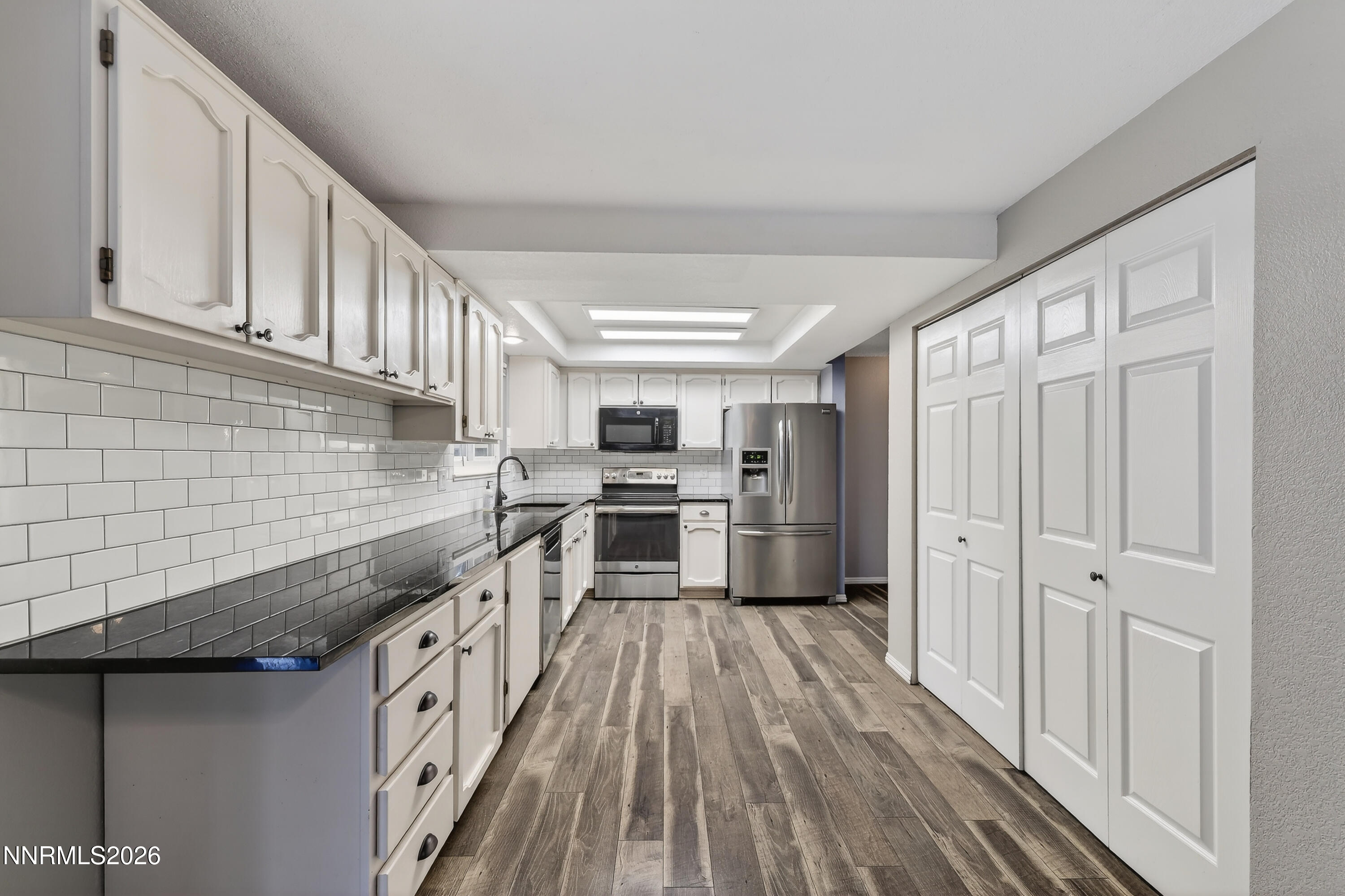 8211 Dixon Lane Reno, NV 89511 - Photo 12 of 41 Dixon-14