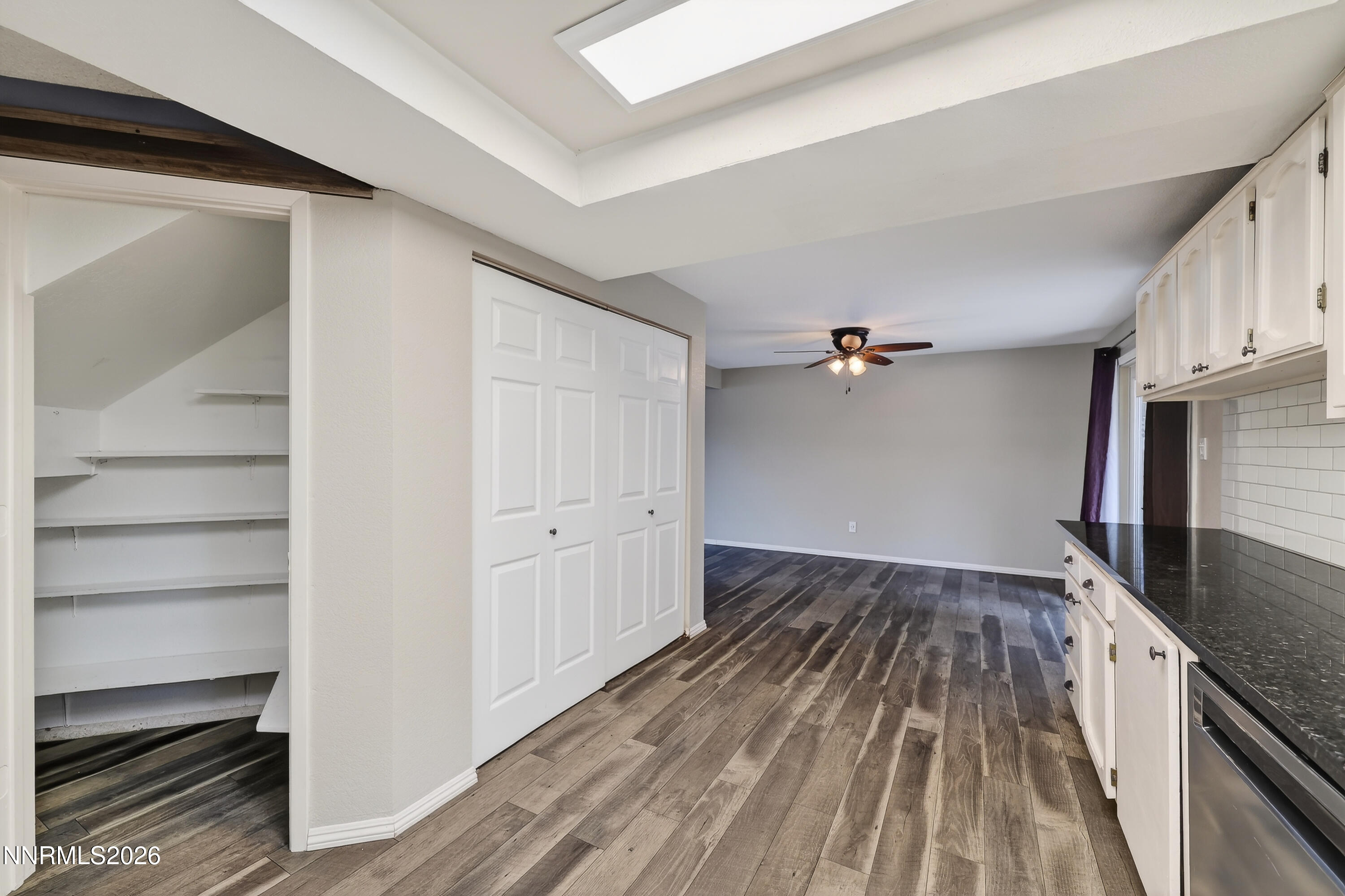 8211 Dixon Lane Reno, NV 89511 - Photo 15 of 41 Dixon-17