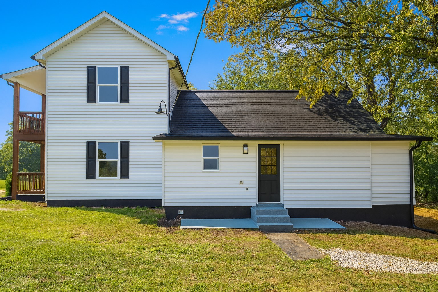 212 Sylvis Street Dickson, TN 37055 - Photo 3 of 31