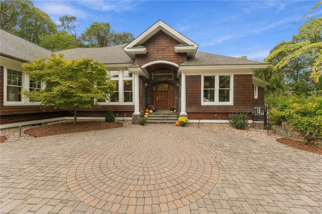 46 Pojac Point Road North Kingstown, RI 02852 - Photo 6 of 50 Gallery Image 6