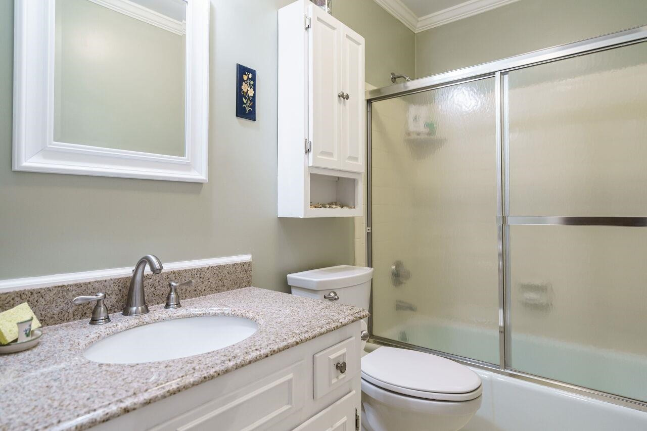 8116 Calais Court Raleigh, NC 27613 - Photo 23 of 33 Shared Bathroom
