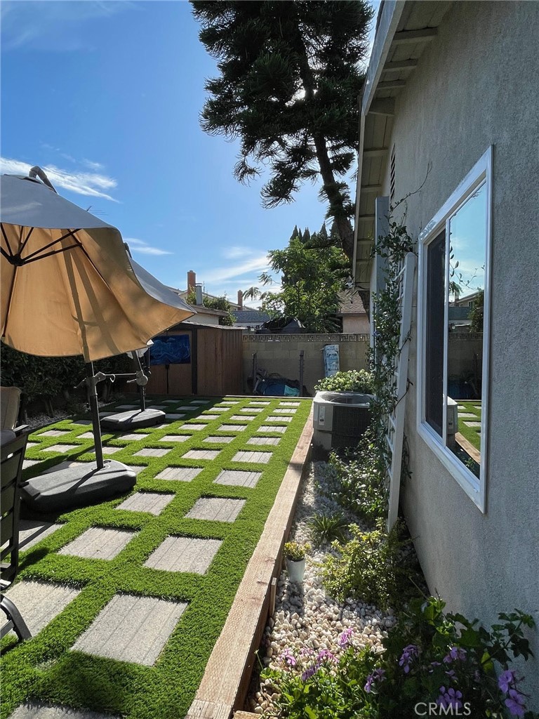840 East Meadbrook Street Carson, CA 90746 - Photo 31 of 32 a view of a backyard with sitting area