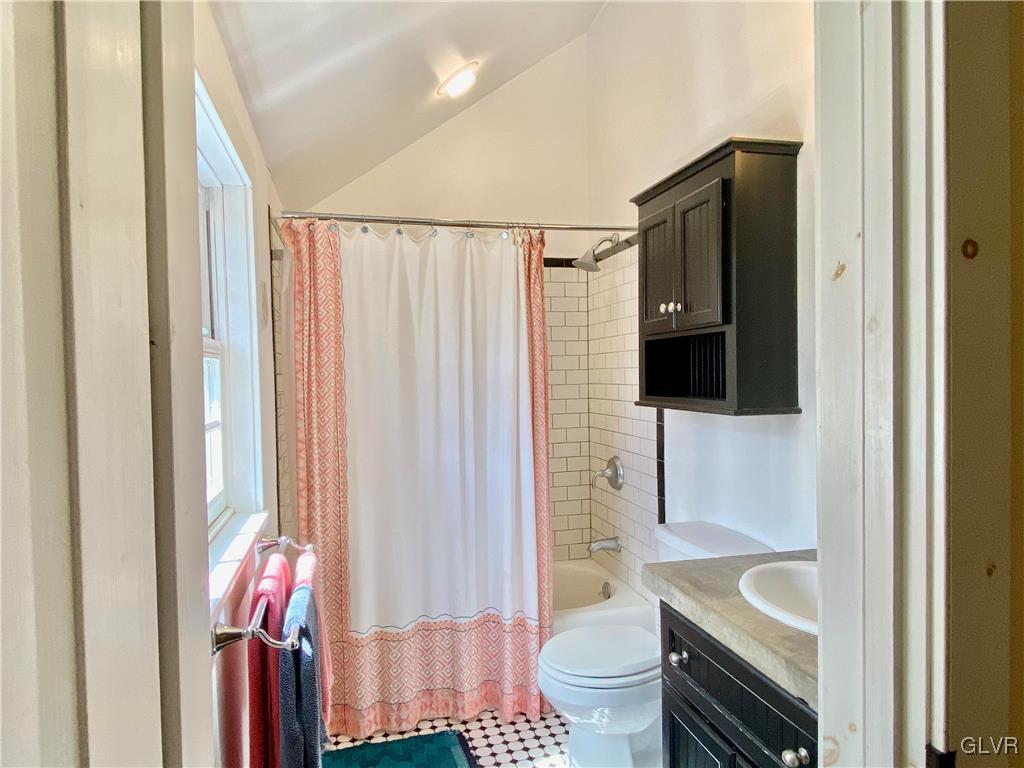 372 Raubsville Road Easton, PA 18042 - Photo 26 of 37 Gallery Image 26