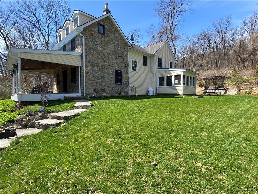 372 Raubsville Road Easton, PA 18042 - Photo 4 of 37 Gallery Image 4
