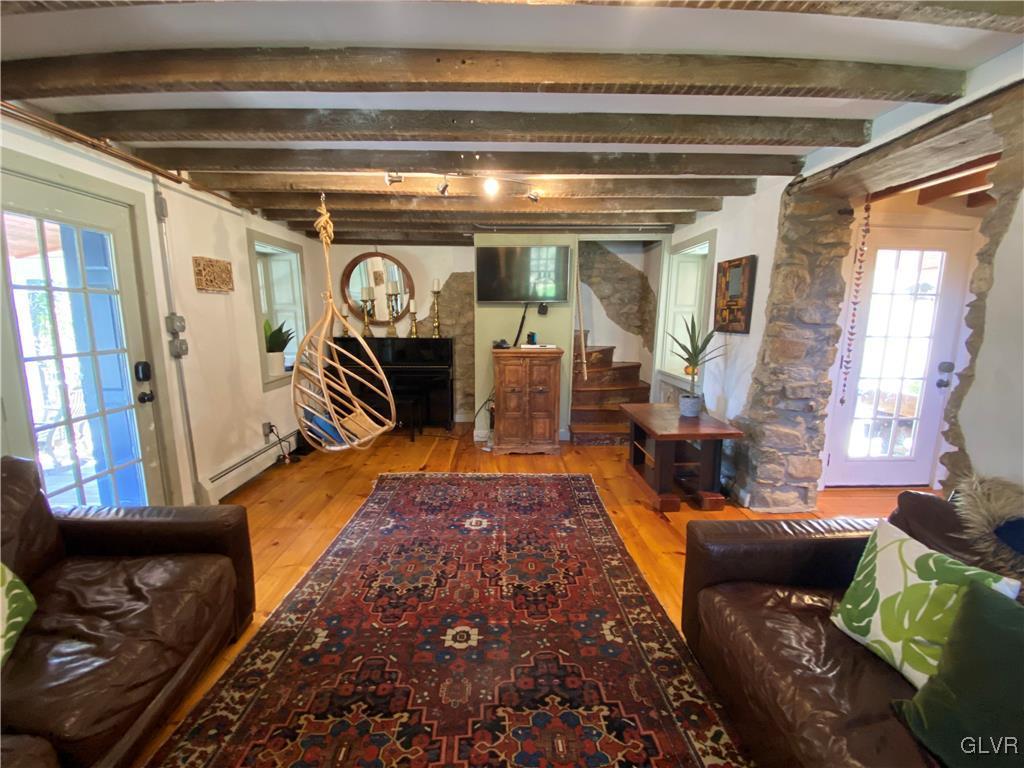 372 Raubsville Road Easton, PA 18042 - Photo 6 of 37 Gallery Image 6