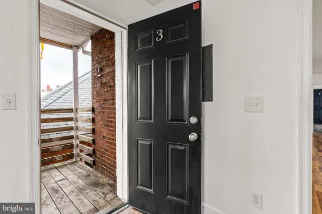 $329,999 | 207 North Mulberry Street, Hagerstown, MD 21740