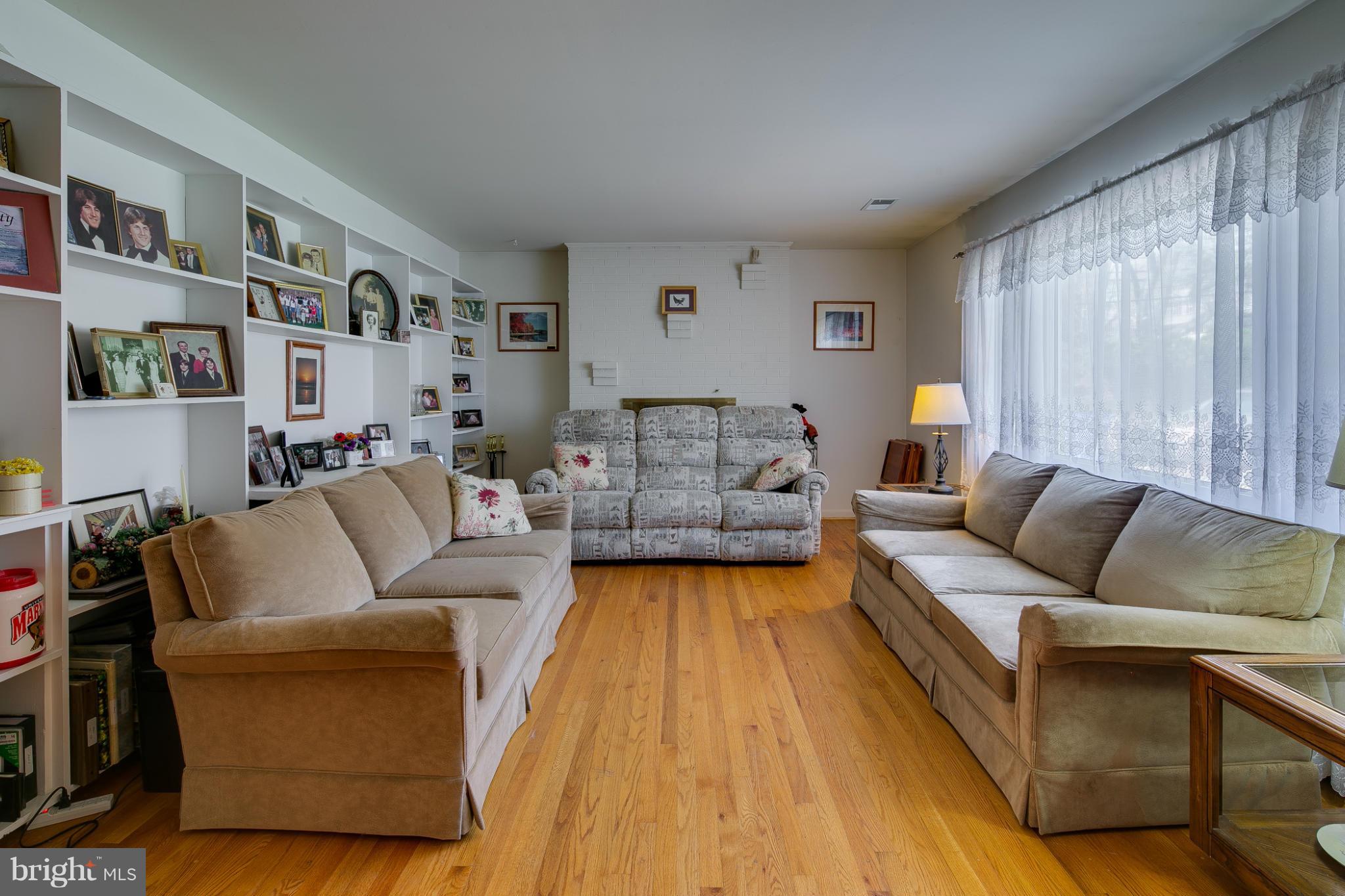 9917 Frederick Road Ellicott City, MD 21042 - Photo 8 of 28 Living Room