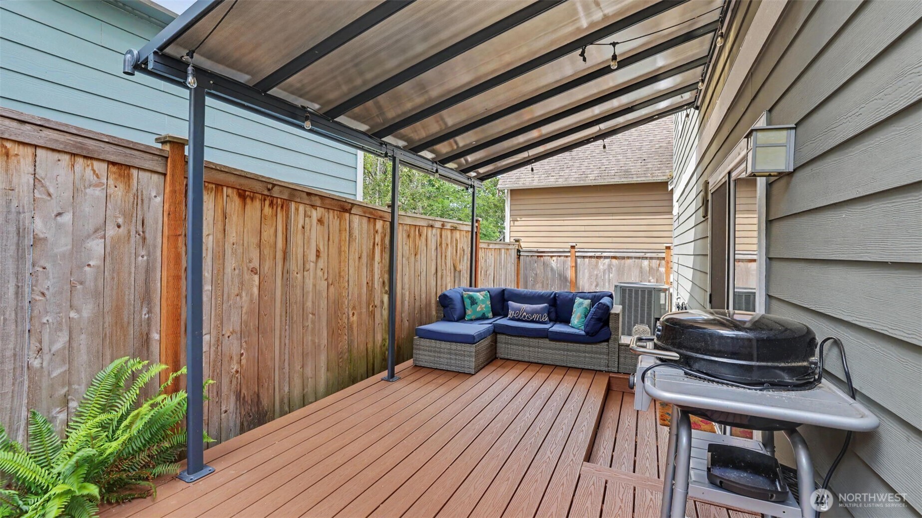 1357 Elma Place Northeast Renton, WA 98059 - Photo 37 of 40 a outdoor space with furniture