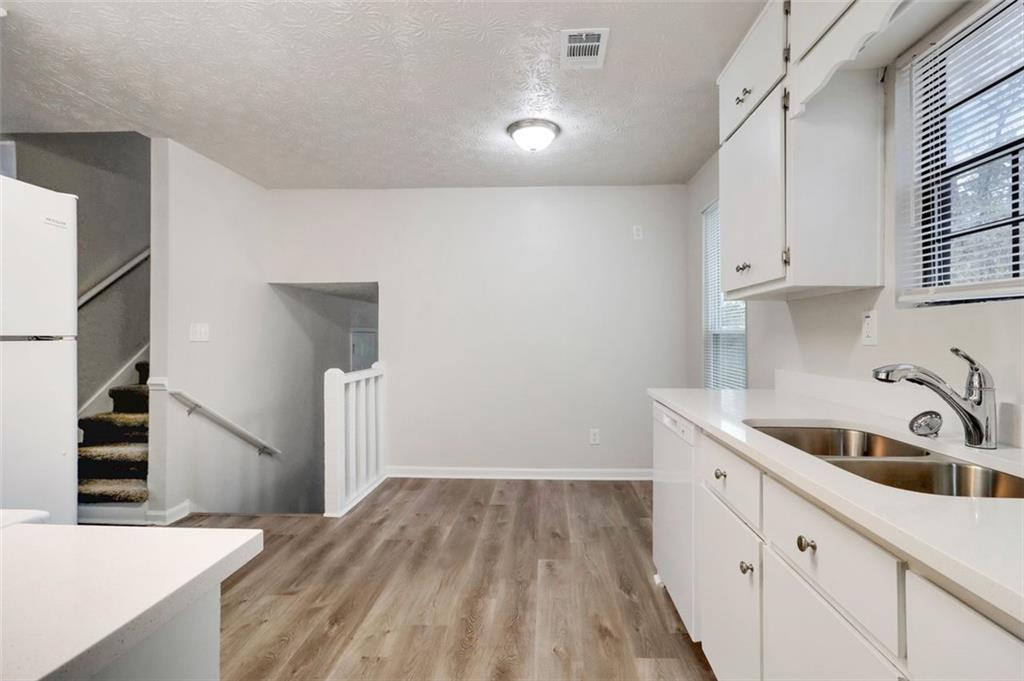 3723 Chimney Ridge Court Ellenwood, GA 30294 - Photo 13 of 33