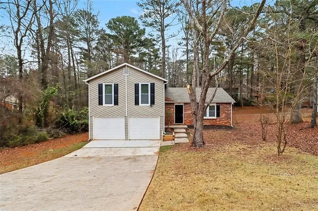 $239,900 | 3723 Chimney Ridge Court, Ellenwood, GA 30294