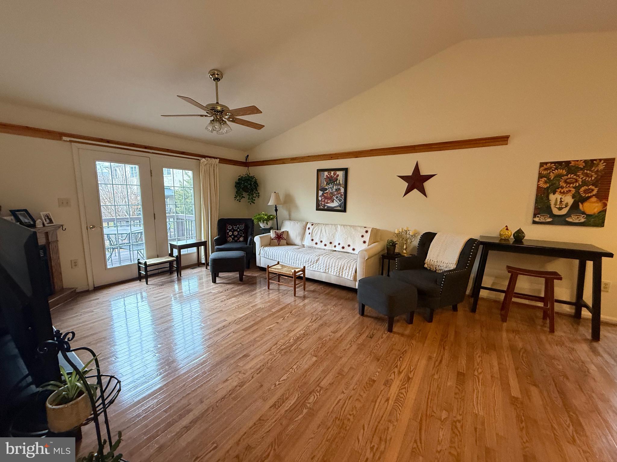 12 Portsmouth Road Front Royal, VA 22630 - Photo 2 of 13