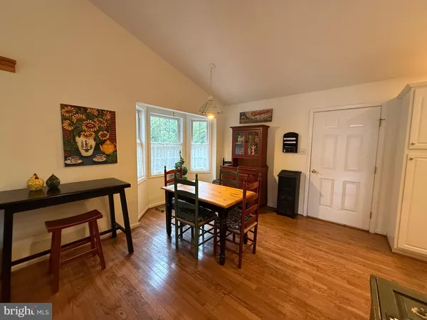 $2,000 | 12 Portsmouth Road, Front Royal, VA 22630