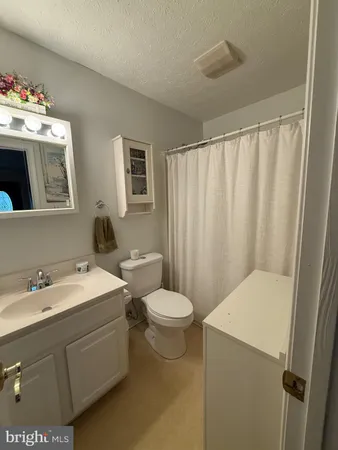 $2,000 | 12 Portsmouth Road, Front Royal, VA 22630