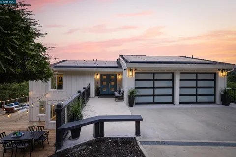 $2,598,000 | 5 Wanda Lane, Orinda, CA 94563