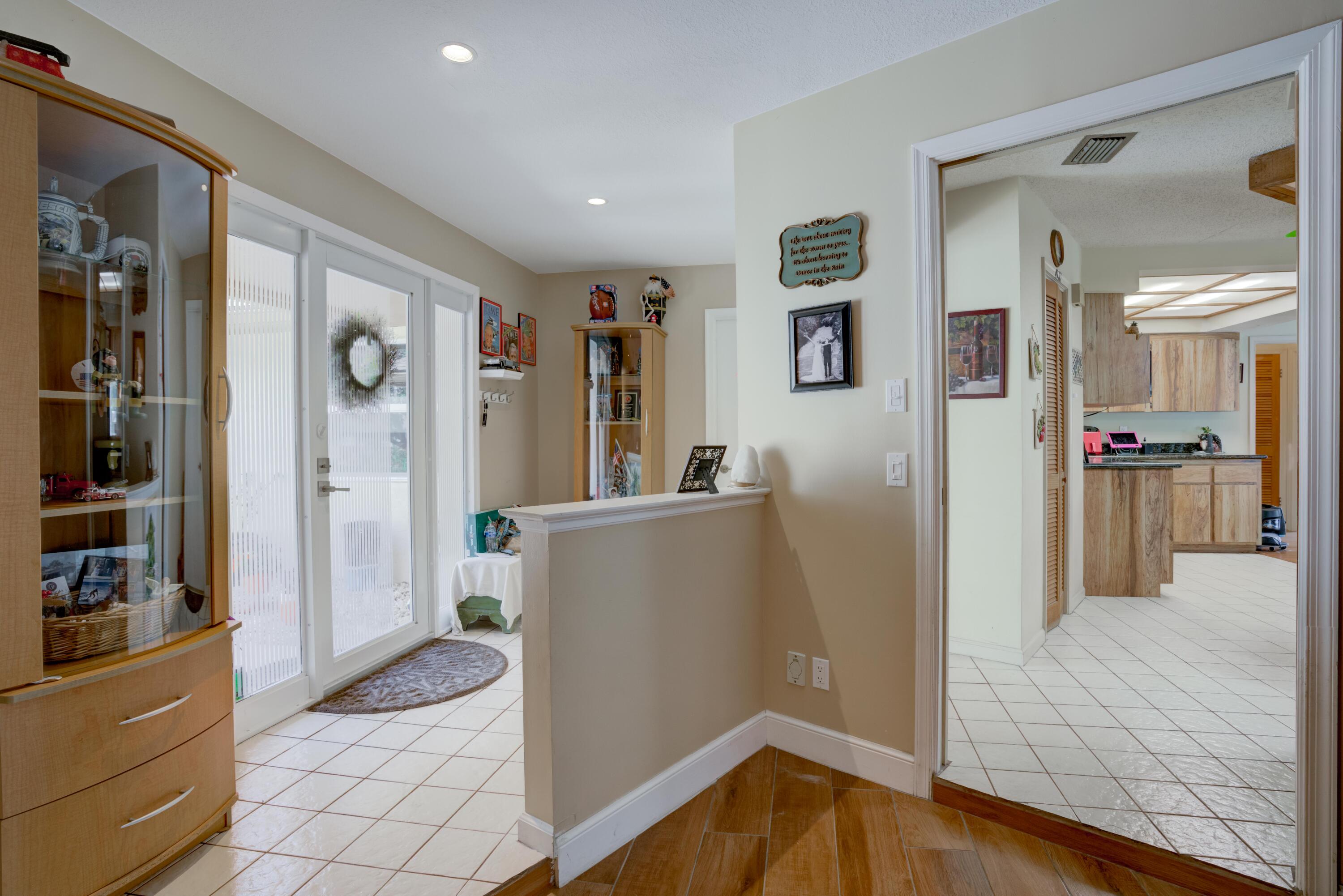 9524 Southeast Cove Point Street Jupiter, FL 33469 - Photo 41 of 58 Front entry